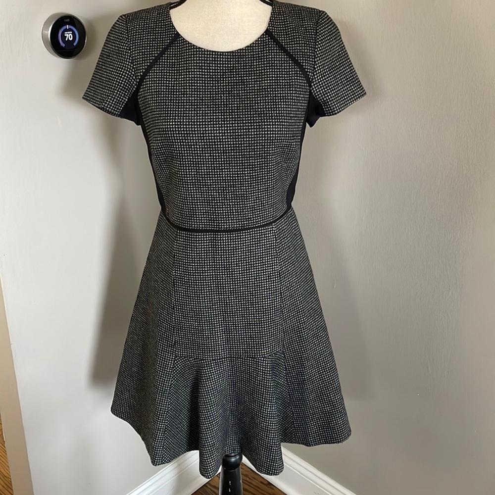 J. CREW wool dress perfect - Picture 1 of 10